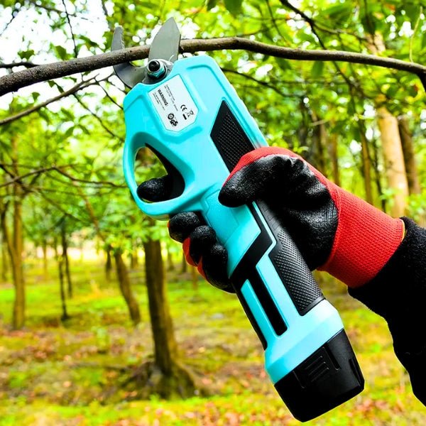 TrimForce™ Fast Electric Pruning Shears - Jess Garden